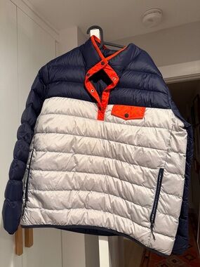 Colorblock Eddie Bauer Puffer Pullover Jacket in Navy, Light Gray & Orange